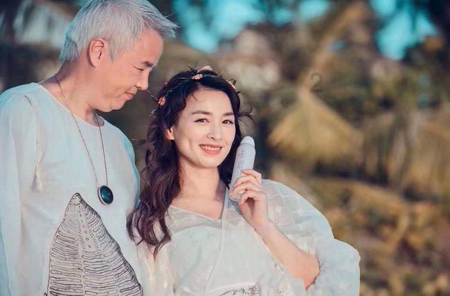 《爱情公寓1》胡一菲被曾小贤吻了之后为什么会行为奇怪呢？游戏画面