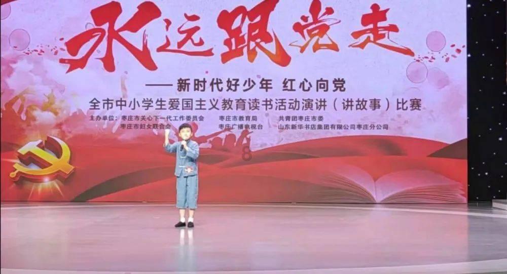 美杜莎传奇一折版：上线即可领取霸王顶赞，霸服冠名只需1k就能称霸区服~