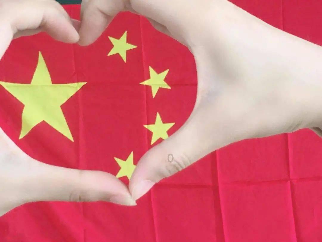 多彩时尚美发沙龙