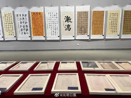 叠方块消消看