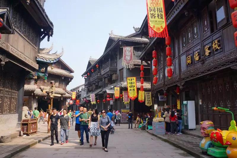 废弃精神病院逃脱