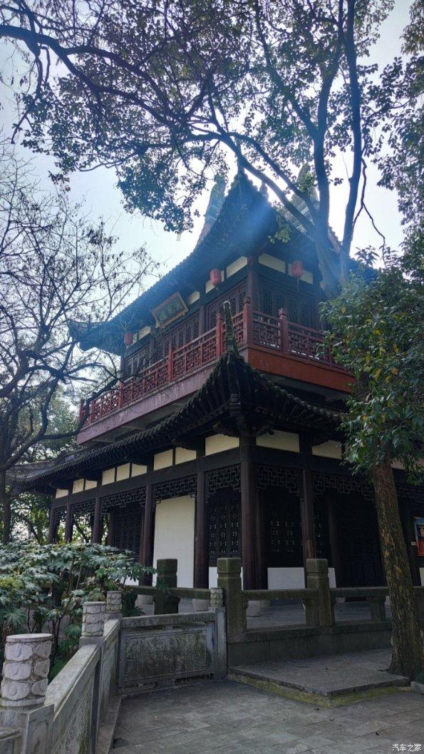撒贝宁的洋媳妇李白，婚后三年老得太快，现在变成什么样了？游戏画面